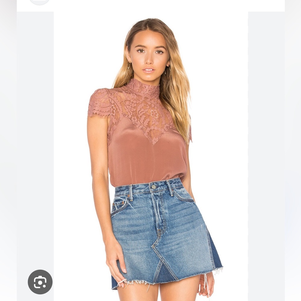 NWOT REVOLVE RAVN NOMA TOP Lace Dusty Rose Small